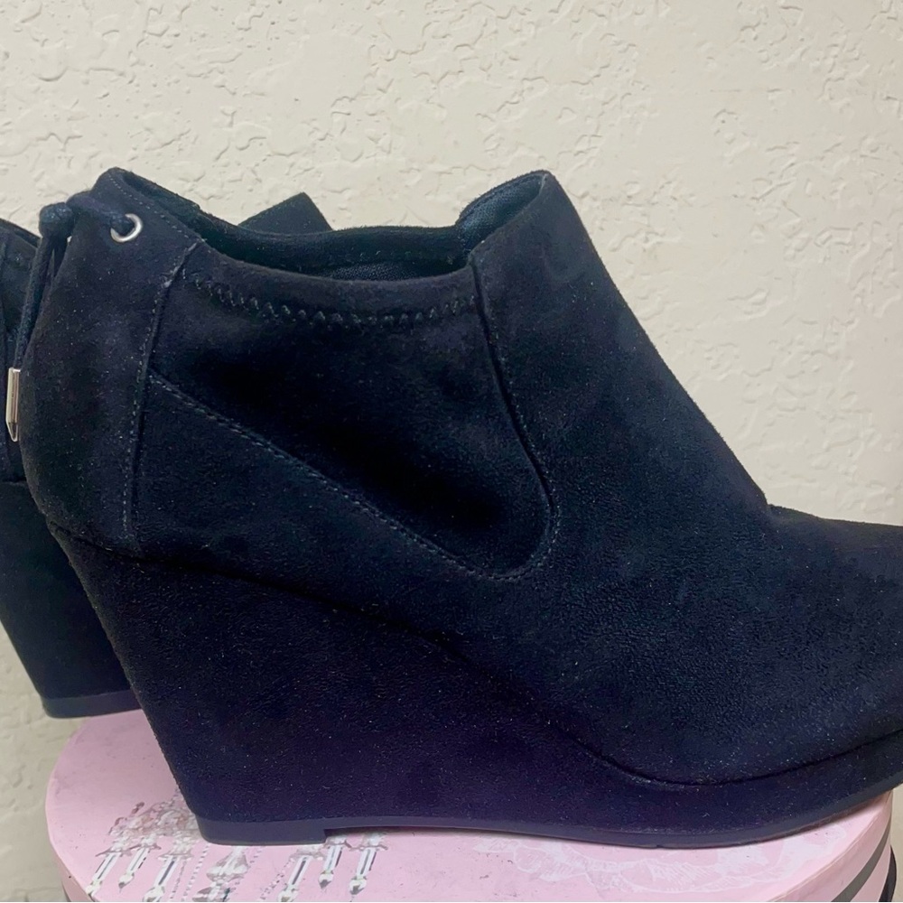 Elegant Black Wedge Ankle Boots